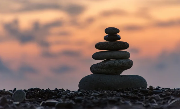 A cairn, seven stones stacked on top of eachother